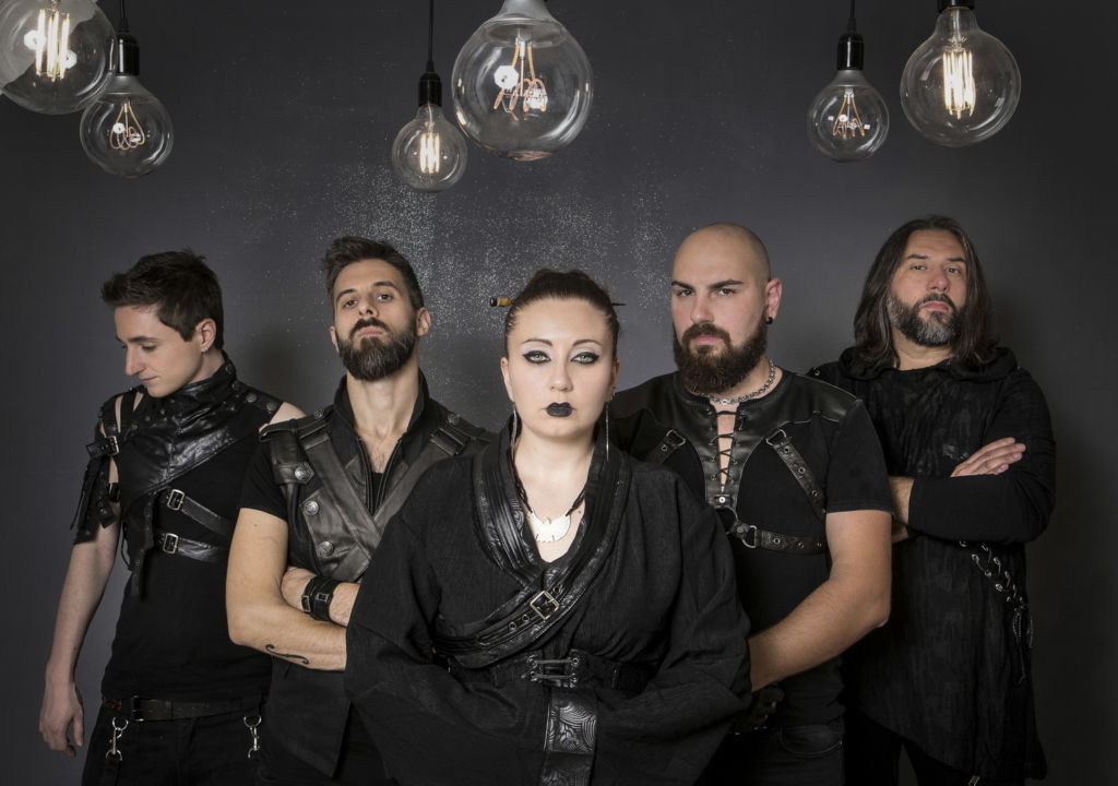 ETERNAL SILENCE regresa con su nuevo EP "Renegades"
