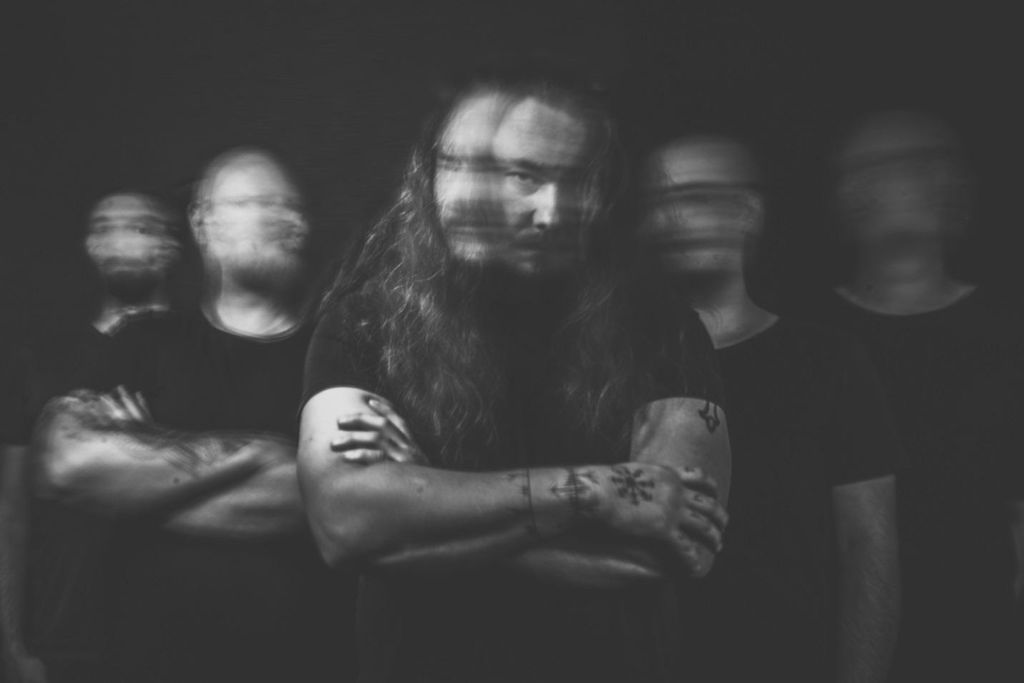 (0) lanza impactante vídeo musical para "Sortfugl"