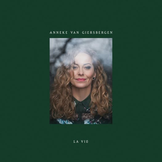 ANNEKE VAN GIERSBERGEN comparte el lyric video de When I Die, una de las canciones más queridas de su EP La Vie