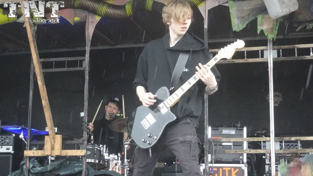 WARBRINGER Mister Virus (4)