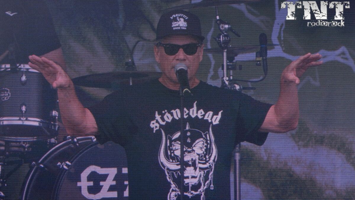 SVARTTJERN Mister Virus (1)