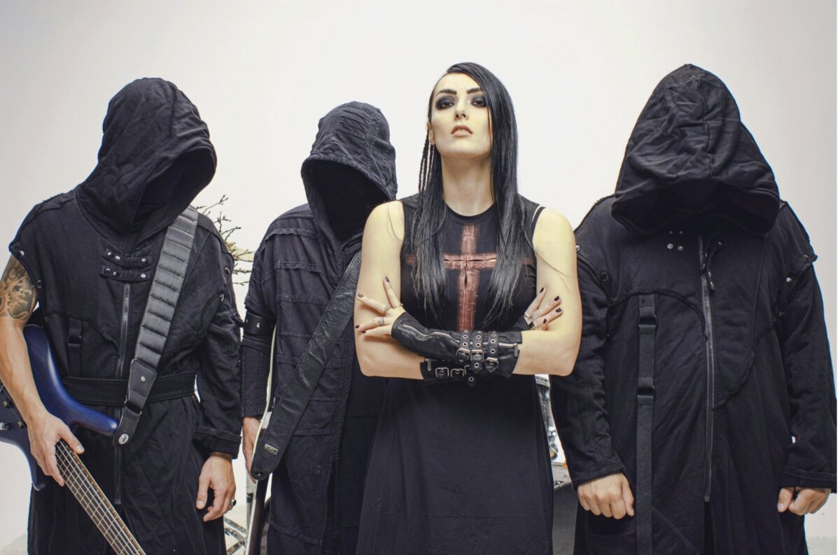 La banda italiana de metal sinfónico WALK IN DARKNESS publica el