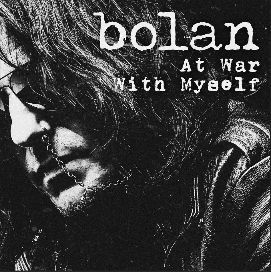 RACHEL BOLAN inicia su carrera en solitario con At War With Myself y anuncia el álbum Gargoyle of the Garden State