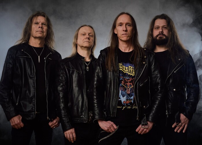 CRYSTAL EYES anuncian “Thunder God” para octubre y presentan el primer single “Metal Bound”